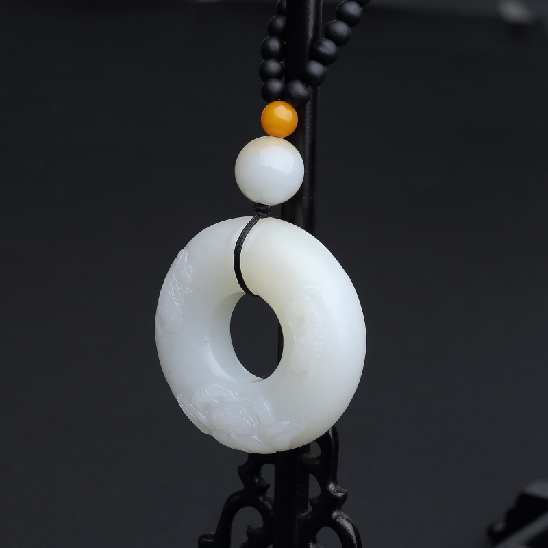 天然和田白玉连年有余手把件 - 红掌柜