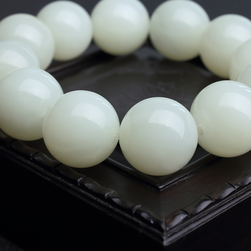 俄罗斯和田白玉手串 - 红掌柜