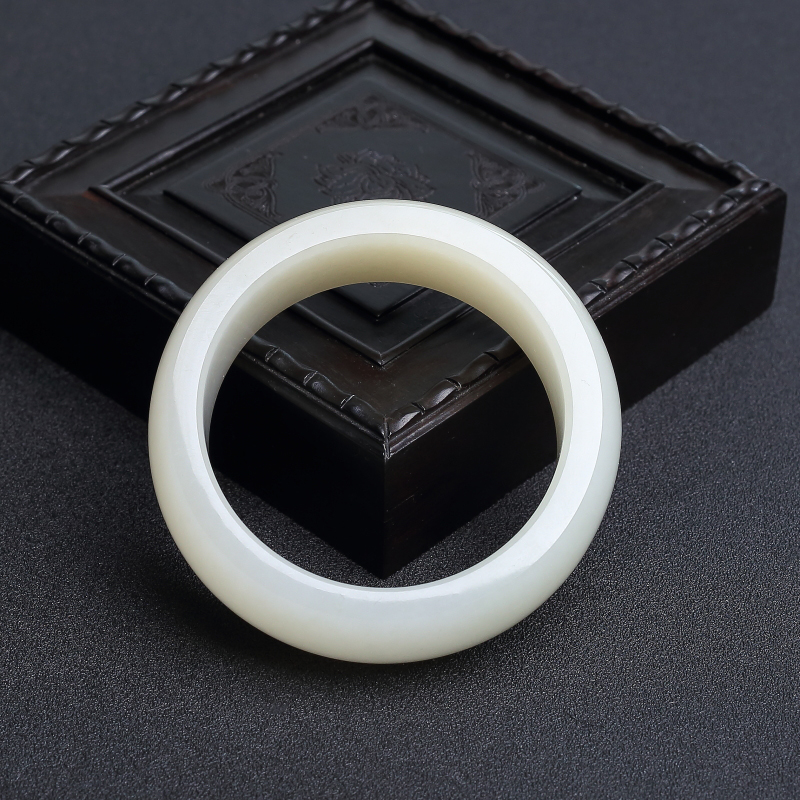 天然56.5#俏色和田玉手镯 - 红掌柜