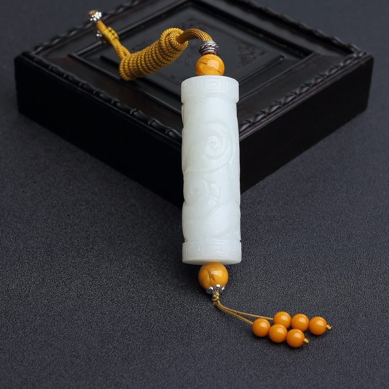 和田玉古龙吊坠 - 红掌柜