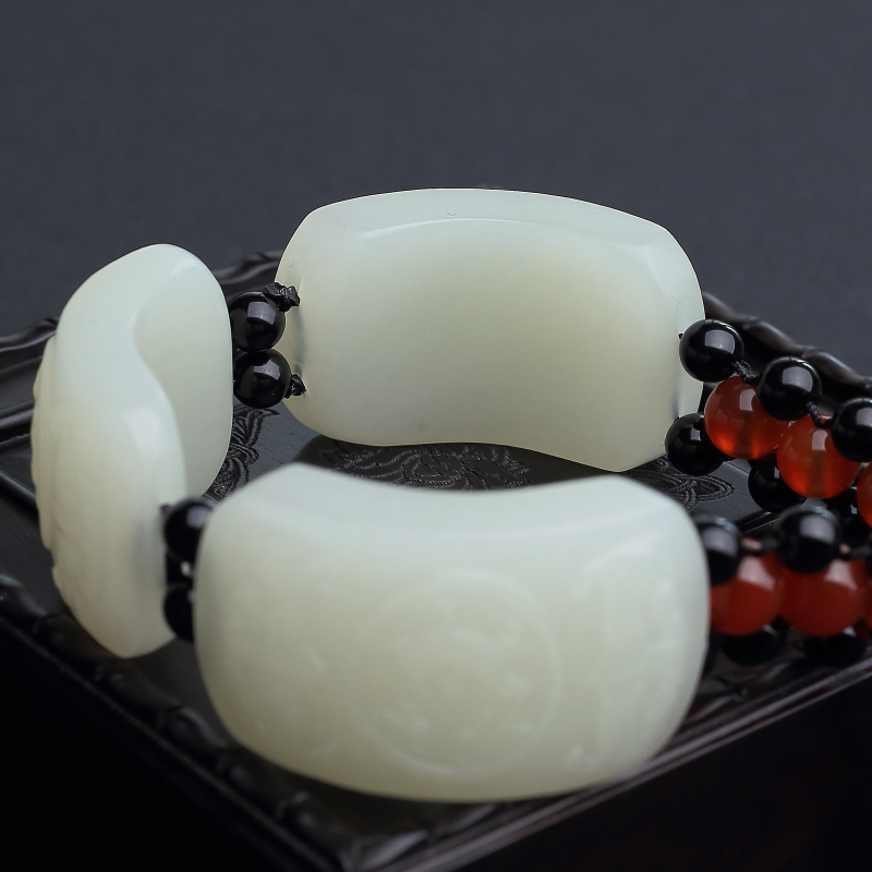 俄罗斯和田青白玉吉祥三宝手链 - 红掌柜