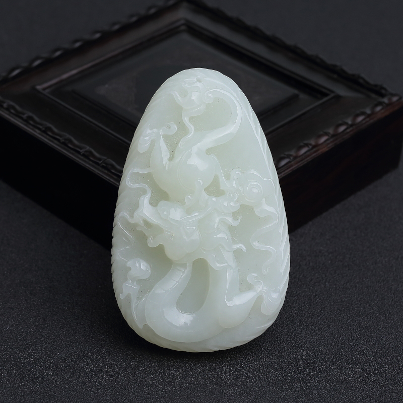 俄罗斯天然和田青白玉龙牌吊坠 - 红掌柜