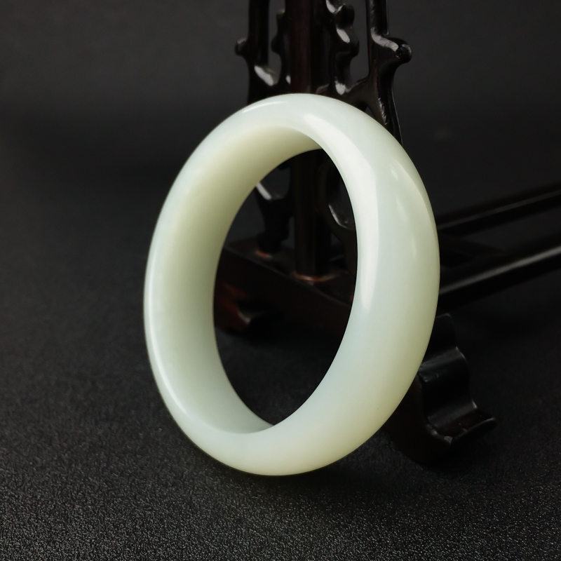 57#俄料山料青白玉扁镯-红掌柜