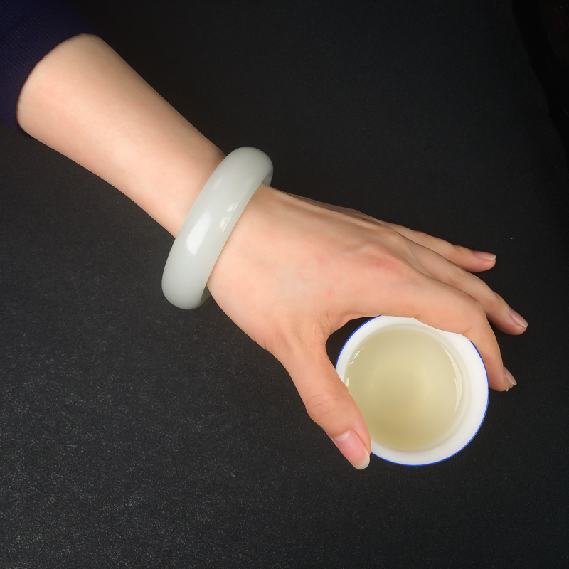 山料青白玉扁镯-红掌柜