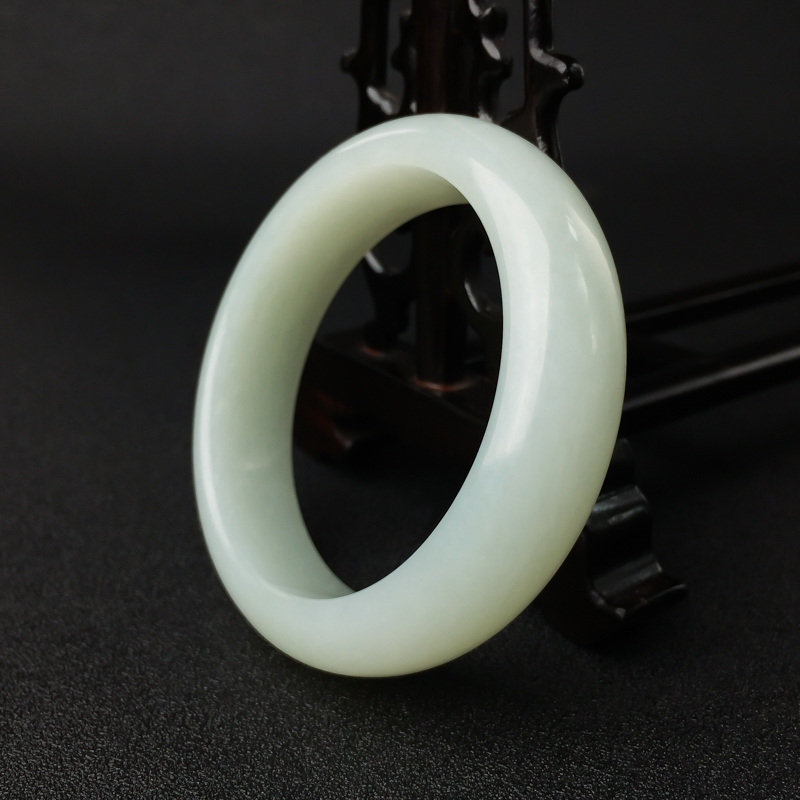 58.5#俄料山料青白玉扁镯-红掌柜