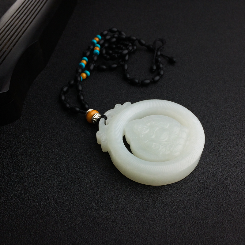 俄料天然山料青白玉吊坠-红掌柜