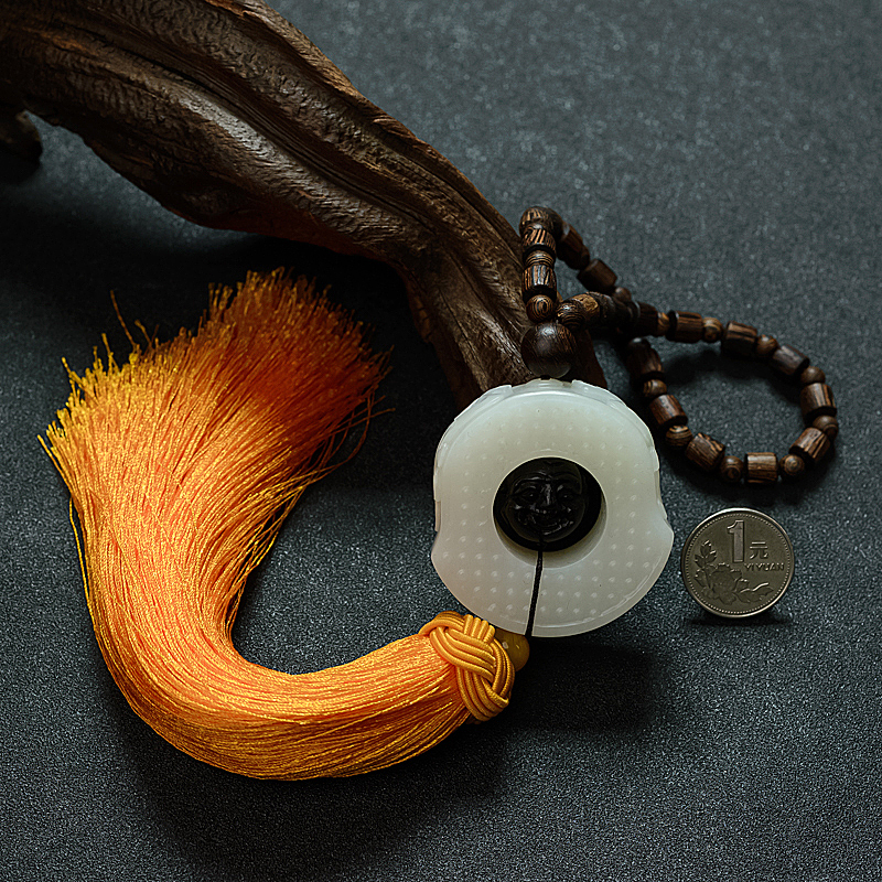 天然和田玉双龙扣车挂 - 红掌柜