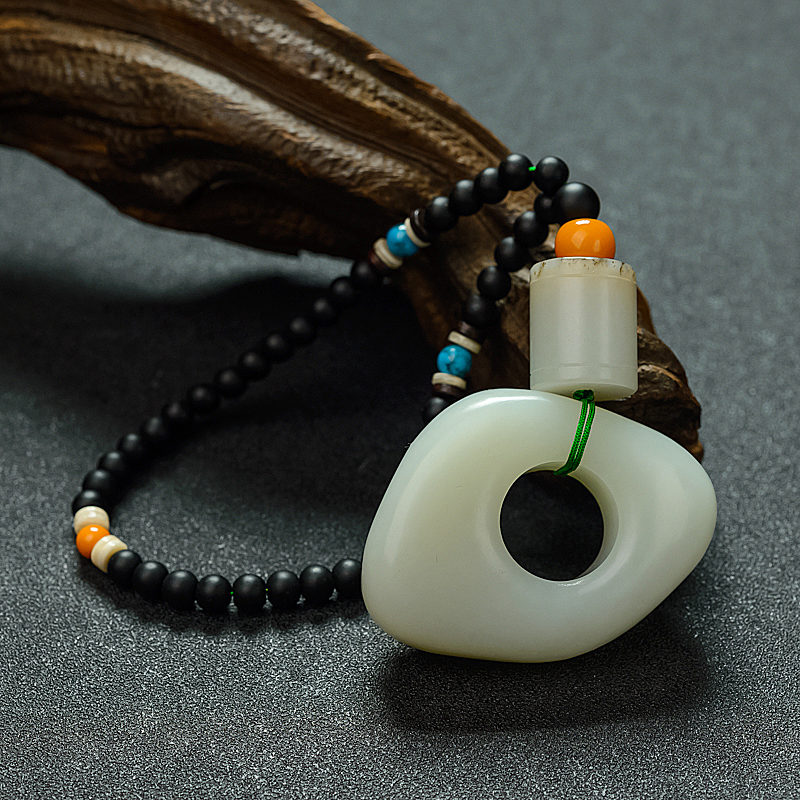 俏色和田玉蝶恋花挂件 - 红掌柜