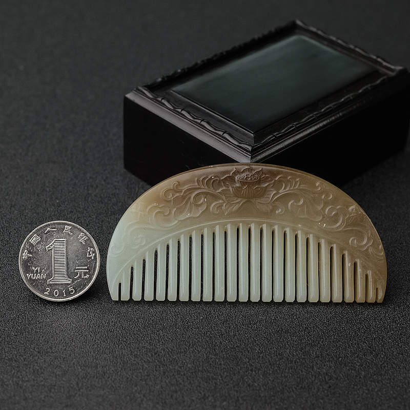 山料和田玉梳子-红掌柜