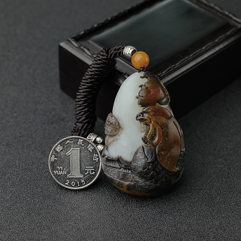 和田玉雄鸡吊坠-红掌柜