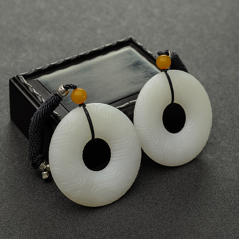 俄料白玉平安扣吊坠-红掌柜