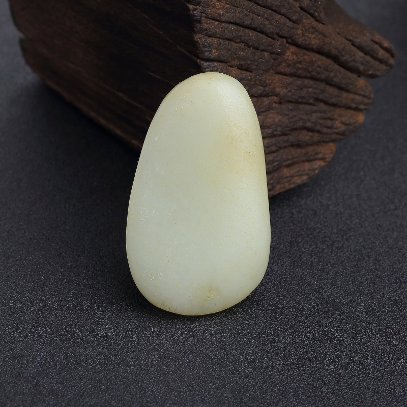 山料天然和田玉关公吊坠-红掌柜