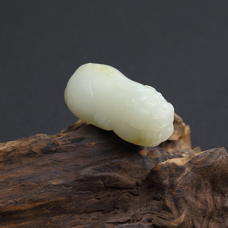 天然山料和田青白玉貔貅吊坠-红掌柜