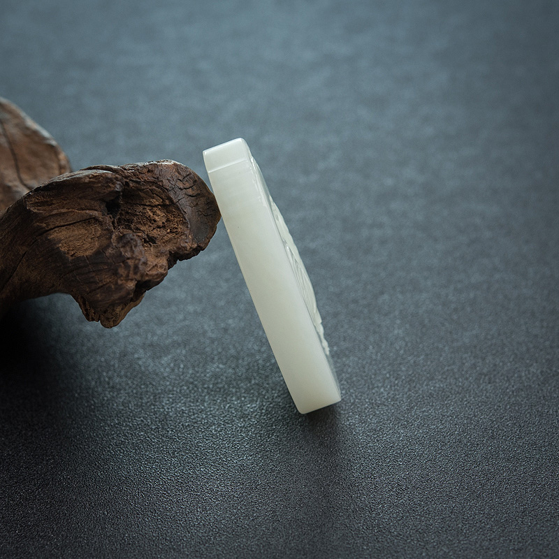 和田白玉吊坠-红掌柜