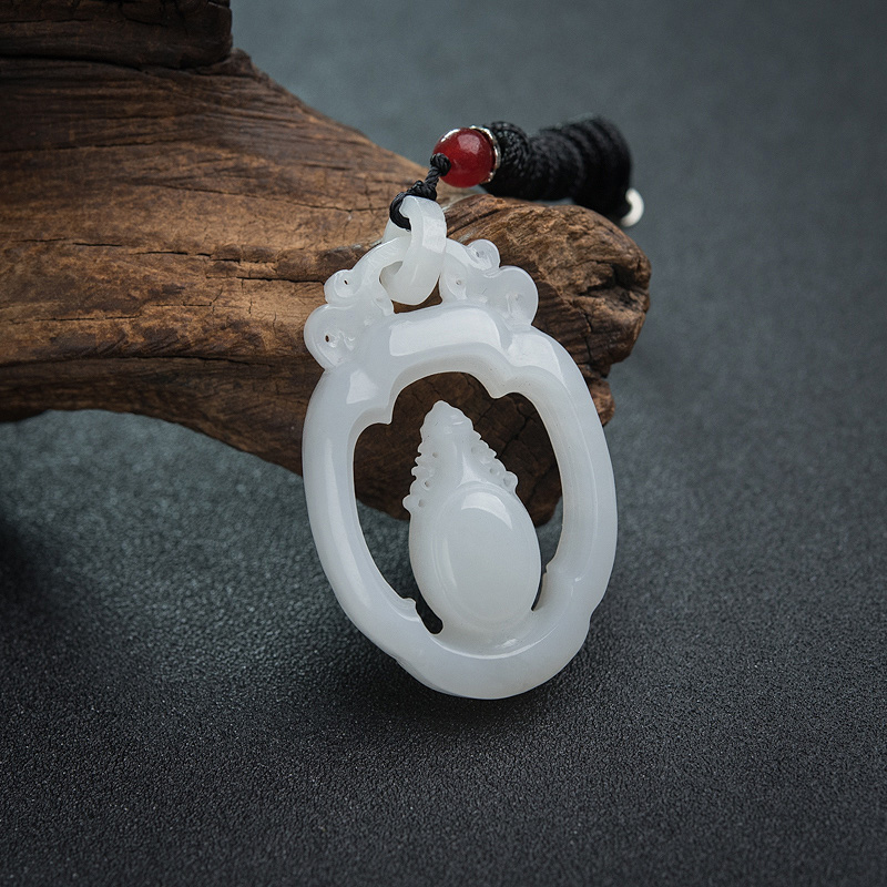 和田白玉镂雕宝瓶吊坠-红掌柜