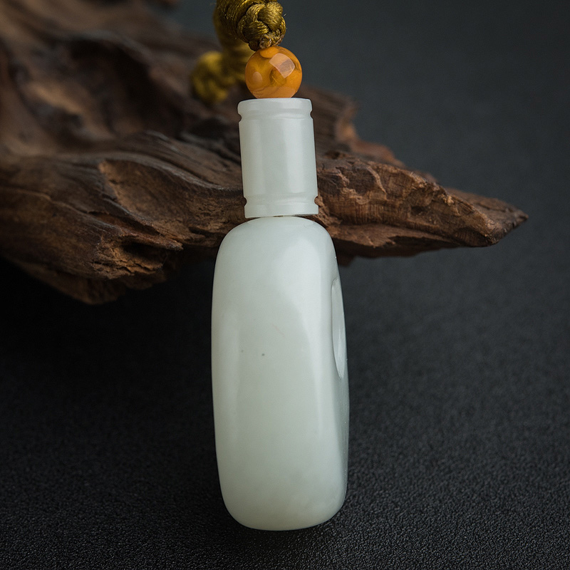 天然和田玉随形吊坠-红掌柜