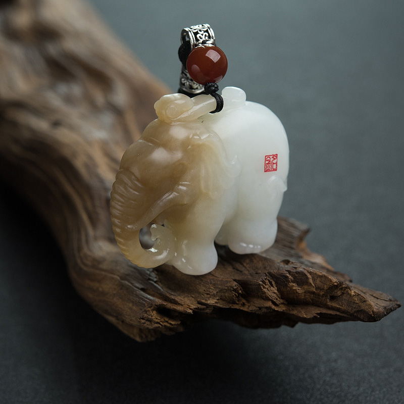 和田玉吉祥如意吊坠-红掌柜