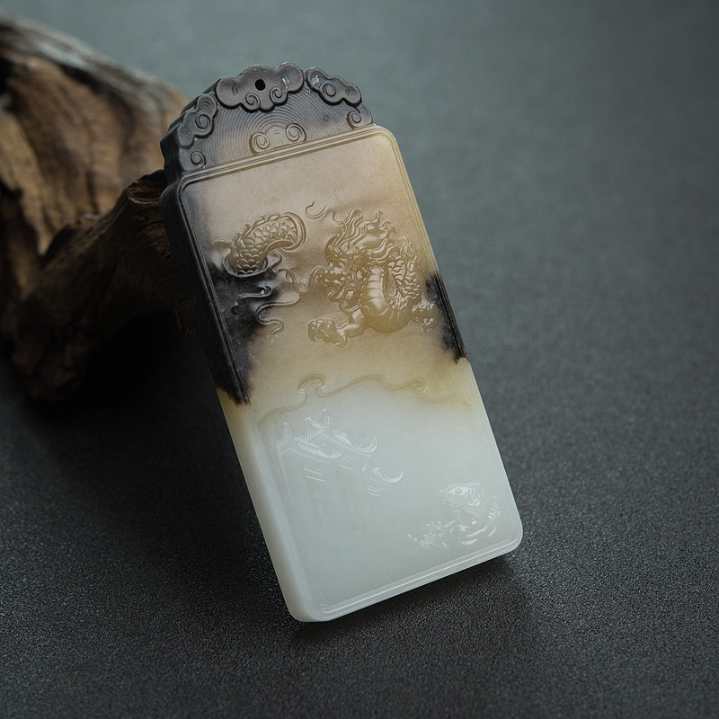 俄罗斯和田玉山水意境牌吊坠-红掌柜