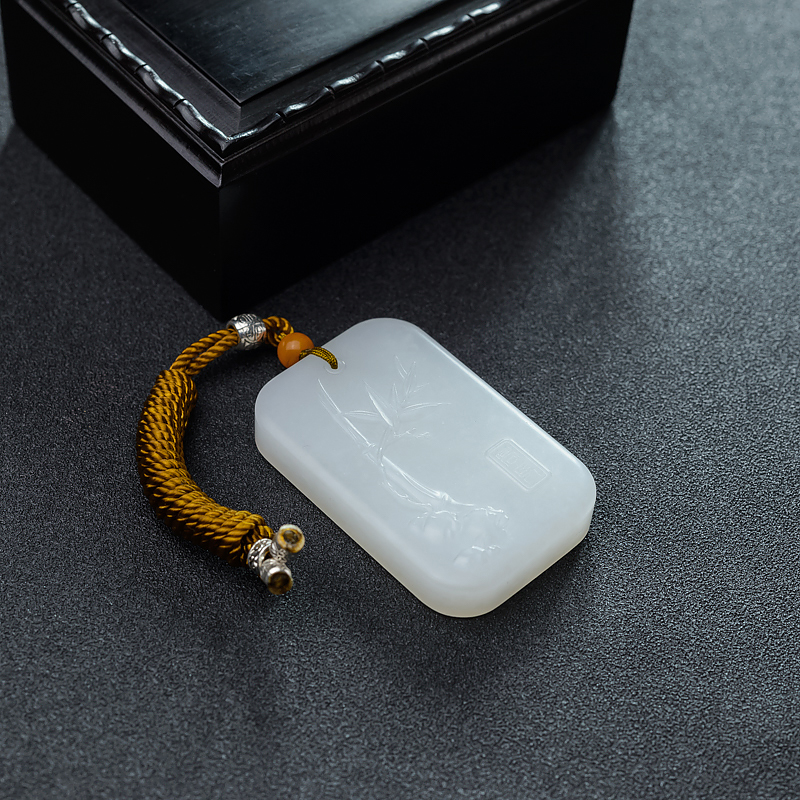 天然和田白玉节节高升吊坠-红掌柜