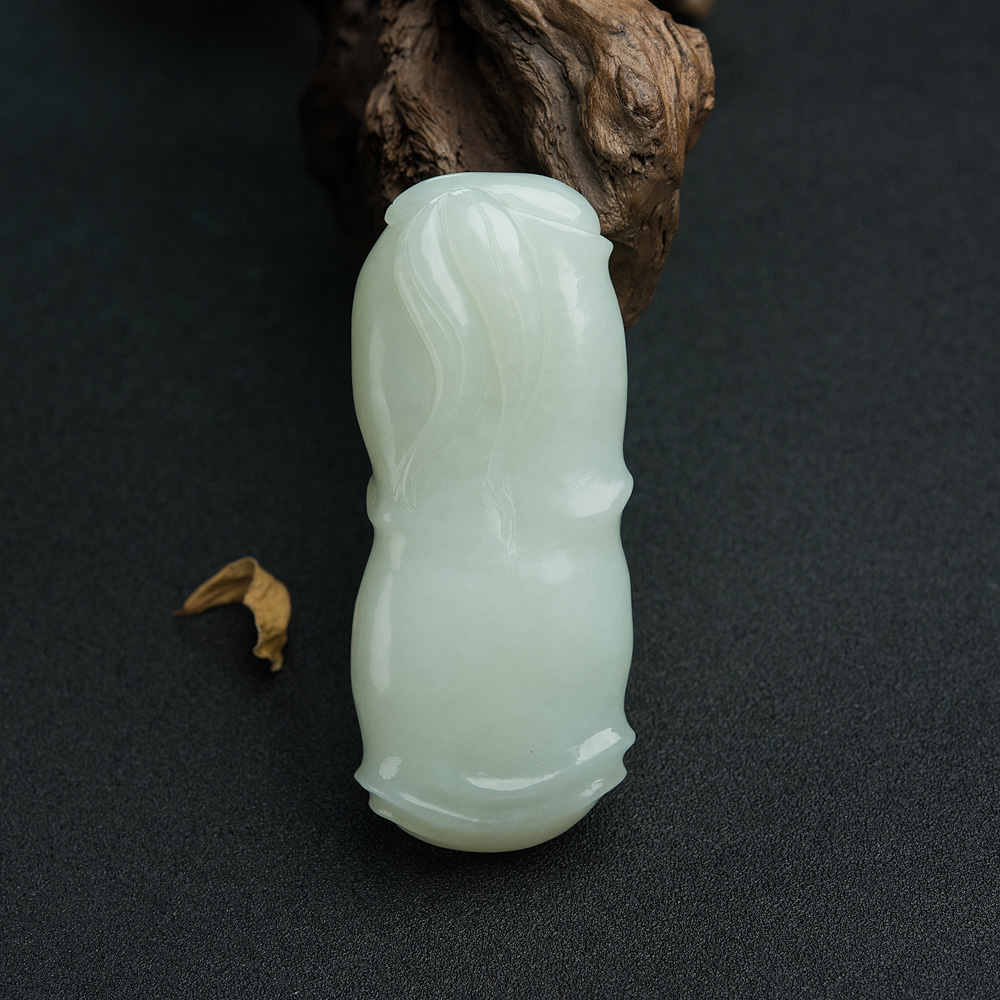山料和田青白玉竹节手把件-红掌柜