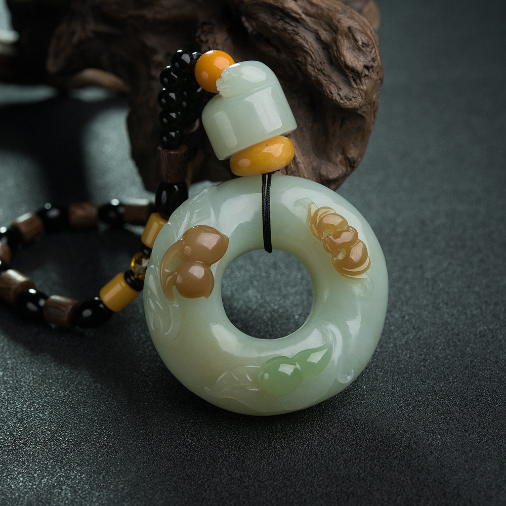 俏色和田玉福禄寿手把件-红掌柜