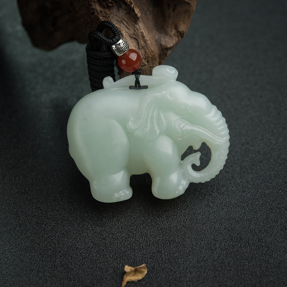 和田玉吉祥如意吊坠-红掌柜