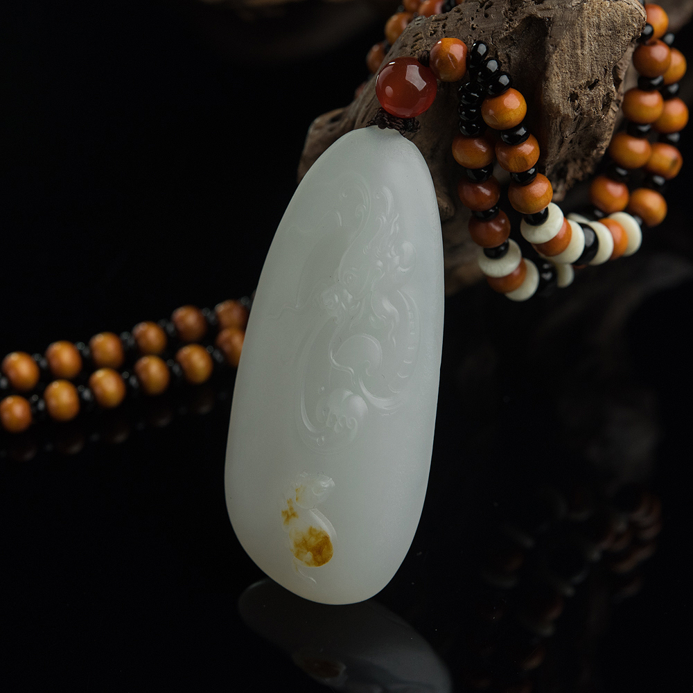 和田白玉望子成龙吊坠-红掌柜