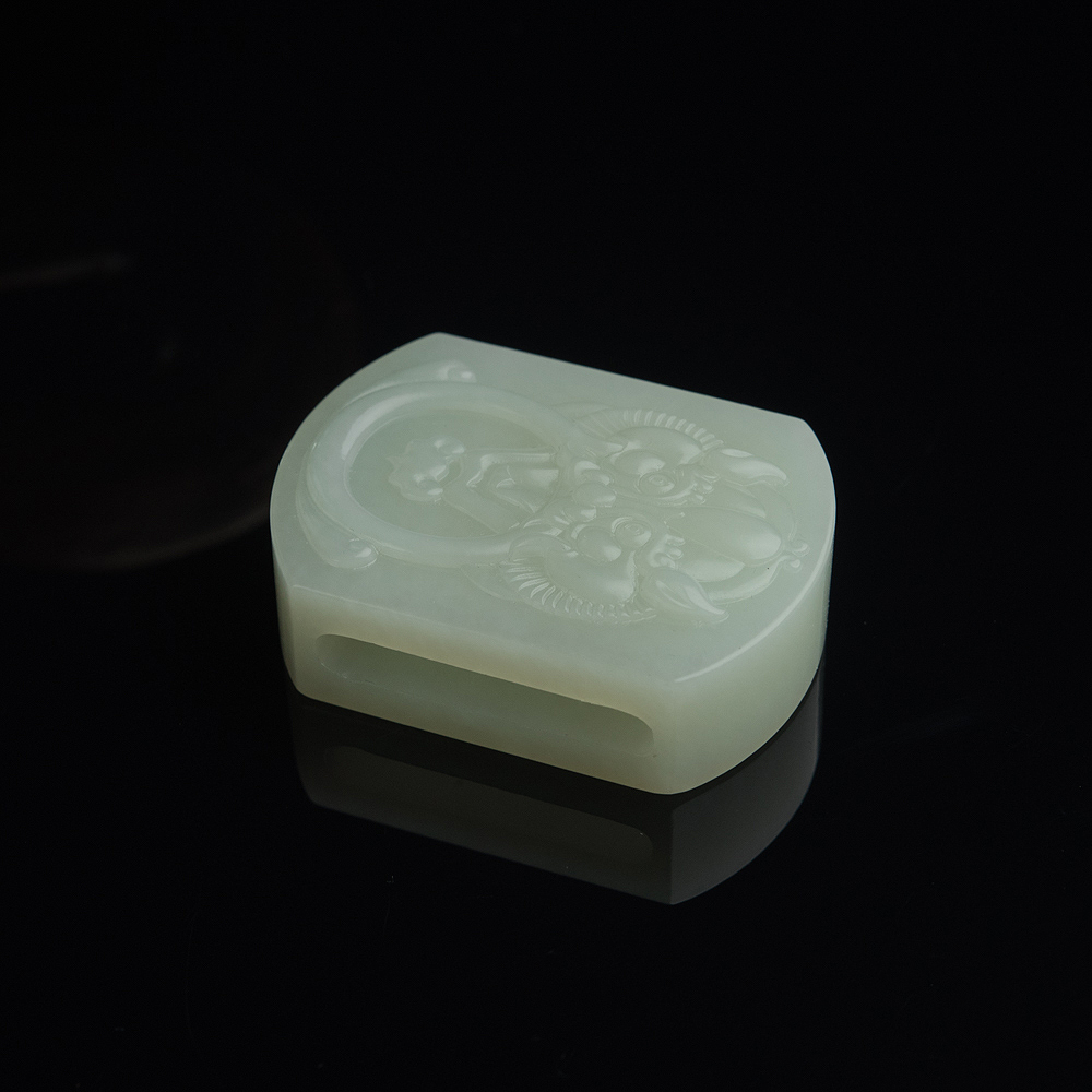 俄罗斯和田青白玉兽面皮带扣-红掌柜