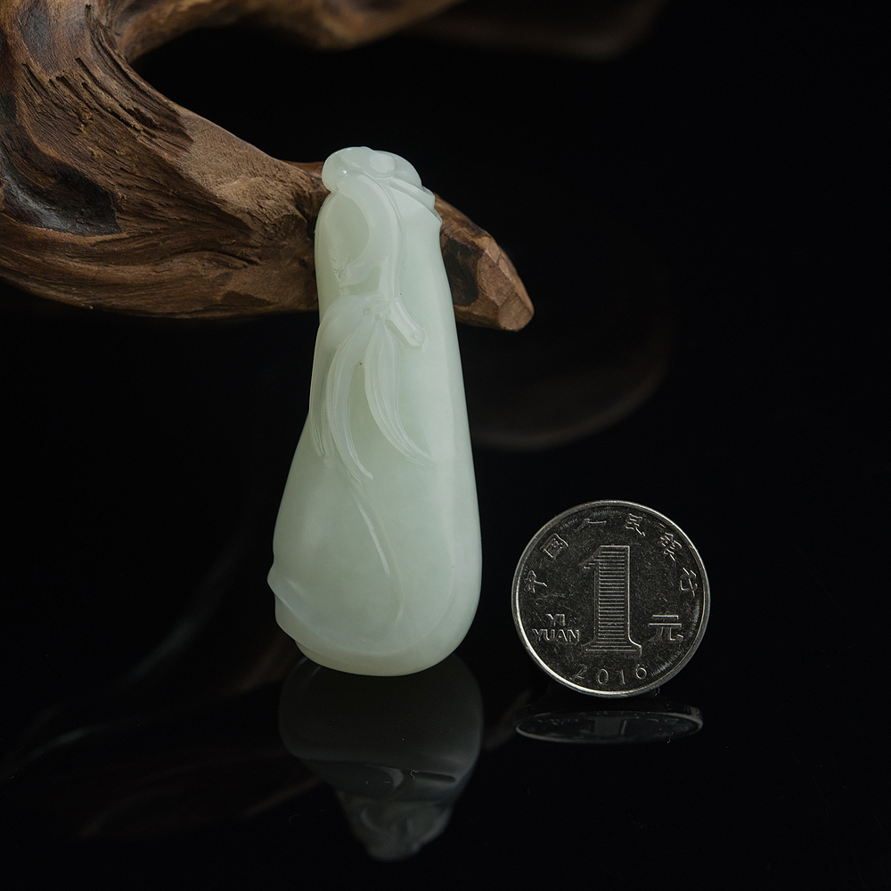 俄罗斯天然和田玉竹节吊坠-红掌柜