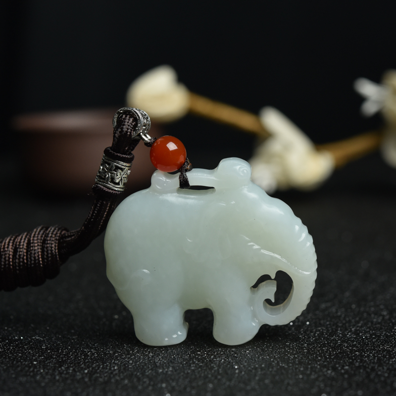 山料天然和田白玉吉祥如意吊坠-红掌柜