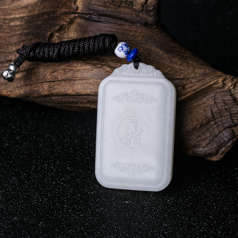 和田玉关公吊坠-红掌柜