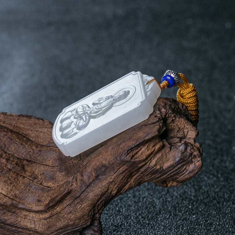 和田白玉大日如来吊坠-红掌柜