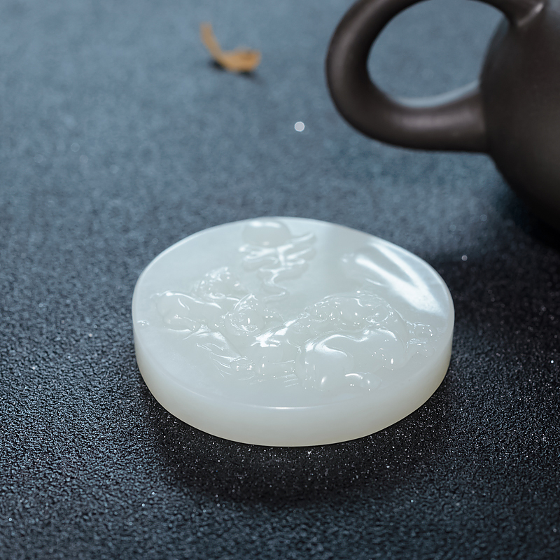 天然和田玉三阳开泰吊坠-红掌柜