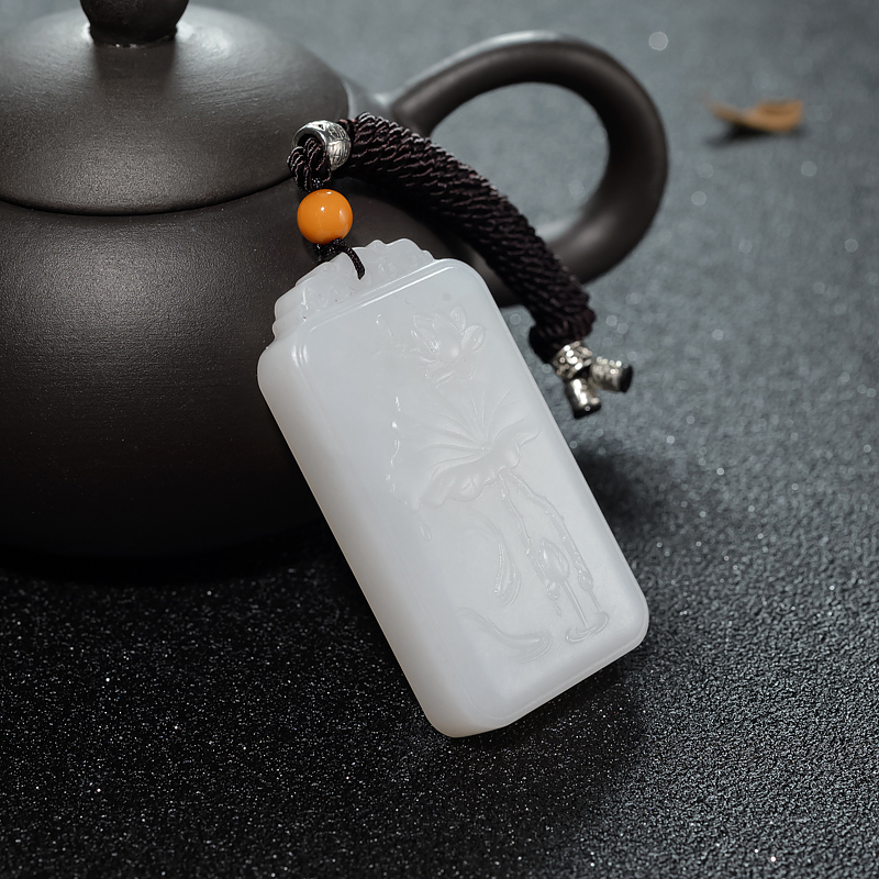 和田白玉连年有余吊坠-红掌柜