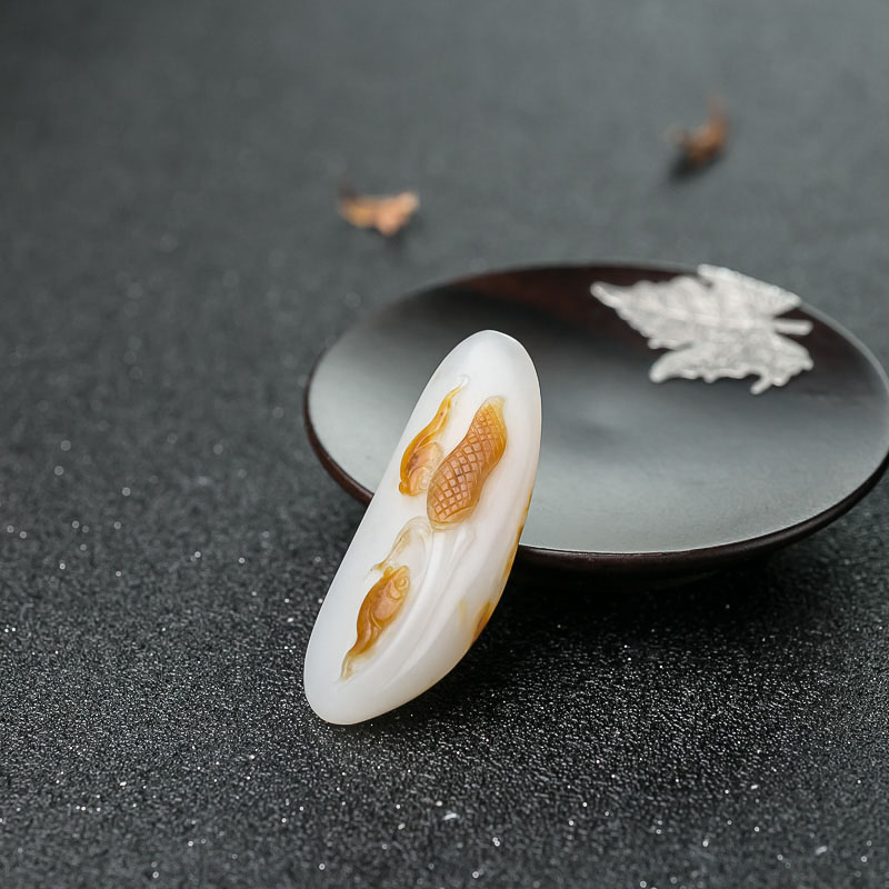 俏色和田玉金玉满堂吊坠-红掌柜