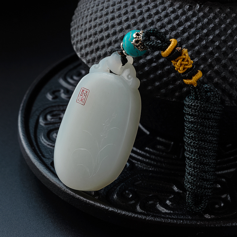 和田白玉吊坠-红掌柜