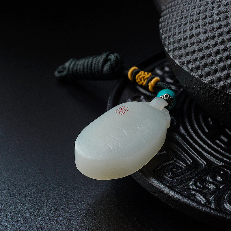 新疆和田玉-红掌柜