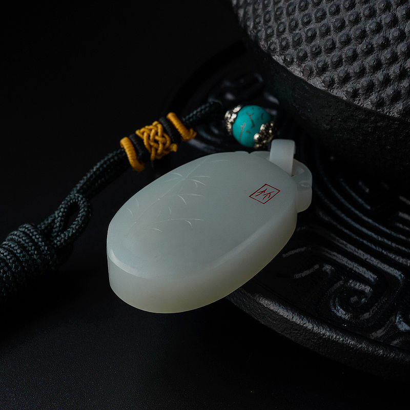 和田白玉竹子吊坠-红掌柜