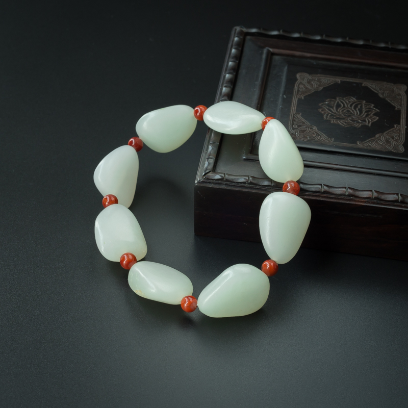 籽料和田玉随形手链-红掌柜
