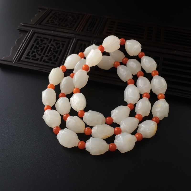 和田玉兰花项链-红掌柜