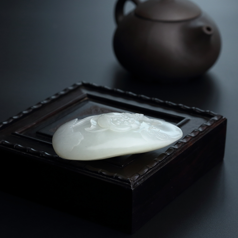 天然和田玉挂坠 - 红掌柜