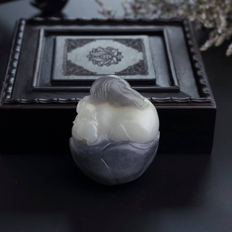 新疆天然和田玉吊坠 - 红掌柜