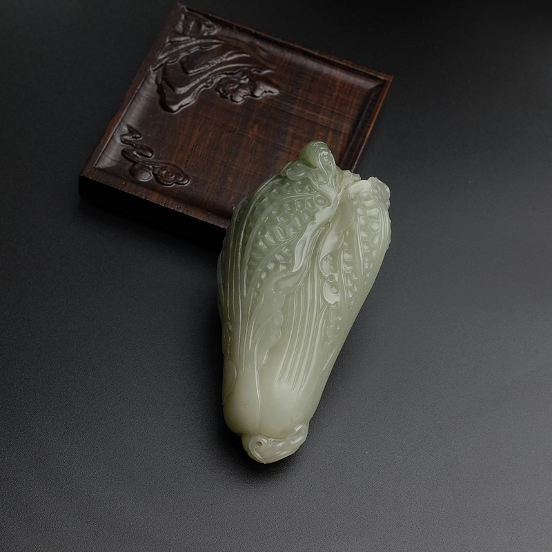 和田玉白菜吊坠-红掌柜