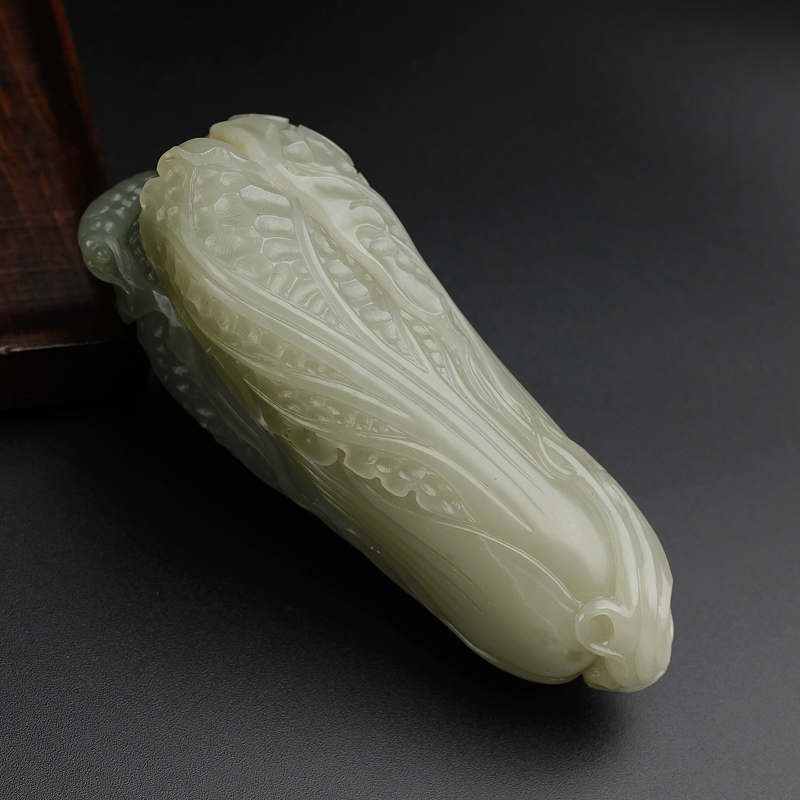 和田玉白菜挂件-红掌柜