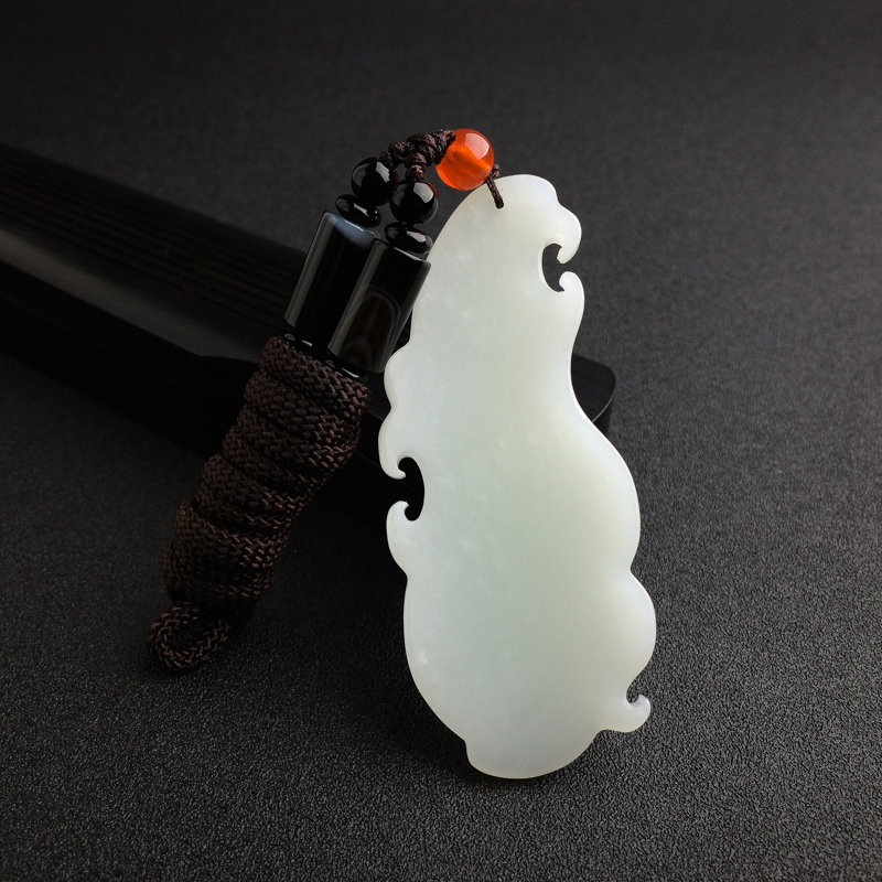 新疆和田玉龙吊坠 - 红掌柜