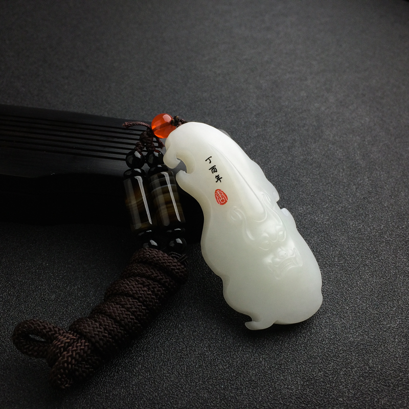 天然和田玉龙头吊坠 - 红掌柜