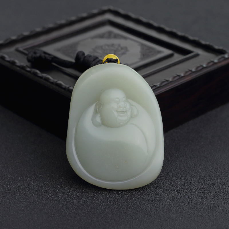 俄罗斯天然籽料青白玉弥勒佛吊坠-红掌柜