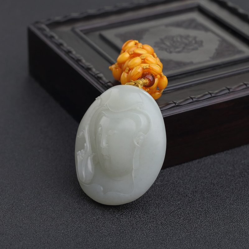 天然籽料青白玉观音吊坠-红掌柜