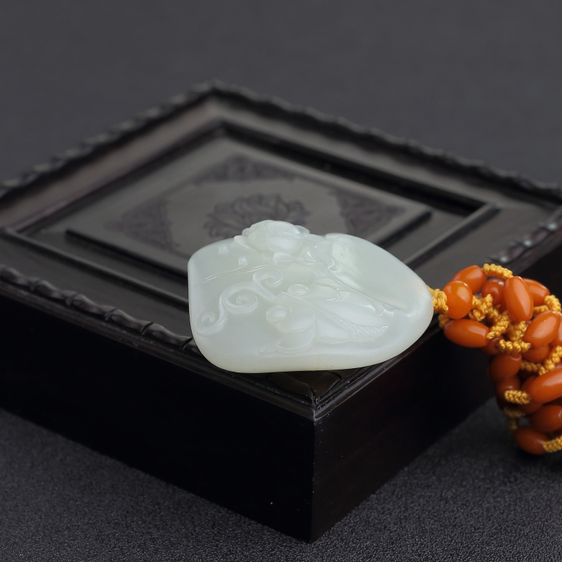 籽料青白玉连年有余吊坠-红掌柜