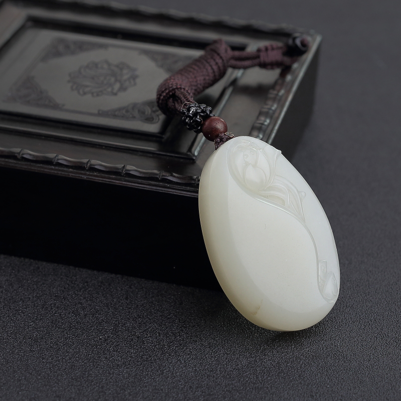 俄罗斯籽料青白玉连年有余吊坠-红掌柜
